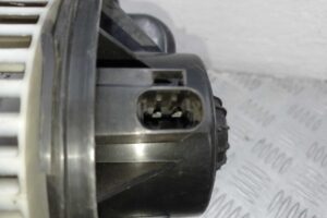 Изображение товара 239598 - 00239598 ventilyator otopitelya (motorchik pechki) Renault Sandero Stepway 2