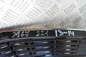 Изображение товара 73005 - 000073005 reshetka radiatora Ford Scorpio 3