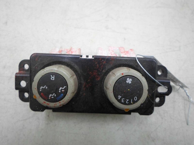 Изображение товара 75137 - 00075137 pereklyuchatel otopitelya Lexus GS