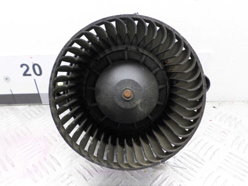 Изображение товара 127664 - 00127664 ventilyator otopitelya (motorchik pechki)  