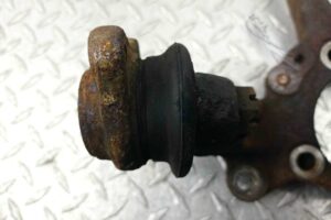 Изображение товара 195644 - 00195644 kulak povorotnyj levyj Isuzu Rodeo 2