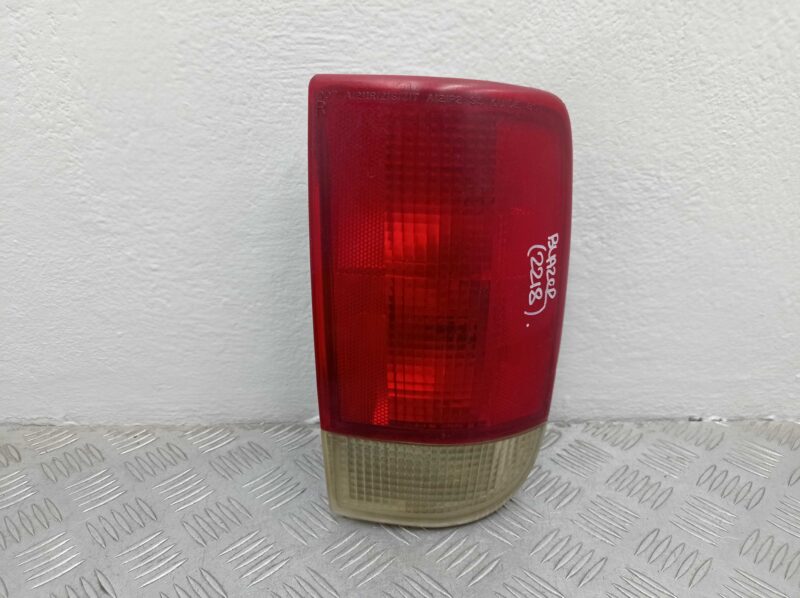 Изображение товара 225343 - 00225343 fonar kryla pravyj Chrysler Town Country