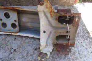 Изображение товара 498 - 00000498 usilitel bampera perednij Ford Kuga 2