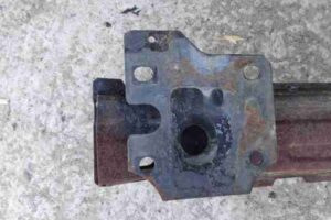 Изображение товара 30541 - 00030541 usilitel bampera perednij Chevrolet Cobalt 2