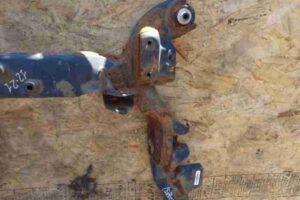 Изображение товара 32214 - 00032214 balka perednyaya Pontiac Vibe 2