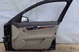 Изображение товара 33925 - 00033925 dver perednyaya pravaya Honda Ridgeline 1