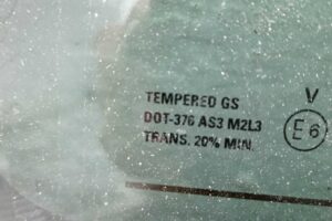 Изображение товара 120358 - 00120358 steklo kuzovnoe pravoe Pontiac Vibe 2