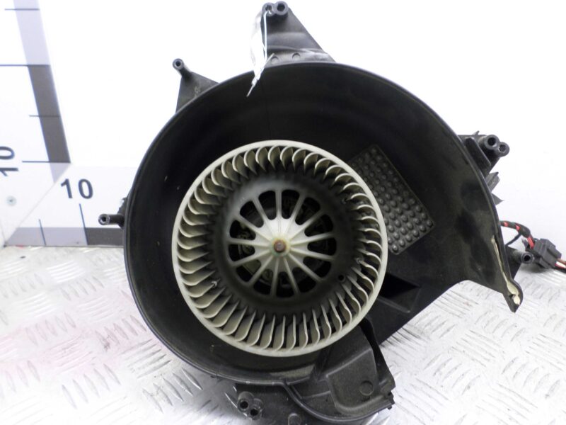 Изображение товара 148047 - 00148047 ventilyator otopitelya (motorchik pechki)