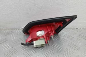 Изображение товара 241032 - 00241032 fonar kryshki levyj Peugeot 4007 1