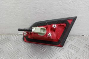 Изображение товара 241032 - 00241032 fonar kryshki levyj Peugeot 4007 2