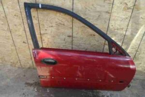 Изображение товара 9 - 00000009 dver perednyaya pravaya Nissan Navara