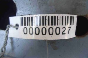 Изображение товара 27 - 00000027 usilitel bampera perednij Audi A8 2