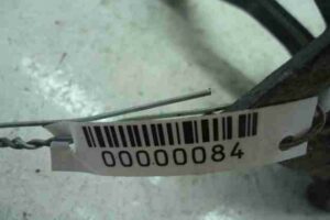 Изображение товара 84 - 00000084 petlya kapota levaya 2