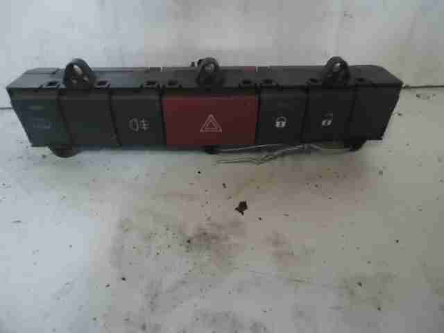 Изображение товара 119 - 00000119 knopka avarijnoj signalizatsii