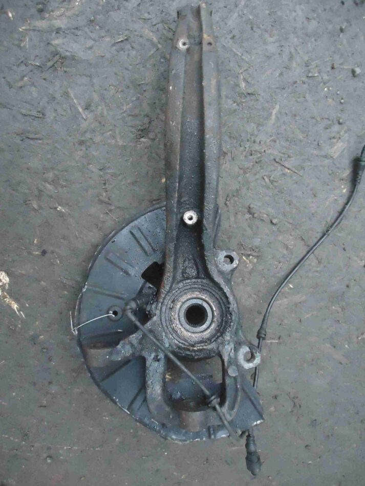 Изображение товара 146 - 00000146 kulak povorotnyj levyj