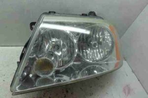 Изображение товара 175 - 00000175 fara levaya Chrysler Sebring 1
