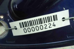 Изображение товара 224 - 00000224 petlya kryshki bagazhnika Volkswagen Lupo 2