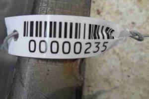 Изображение товара 235 - 00000235 porog plastikovyj levyj 1