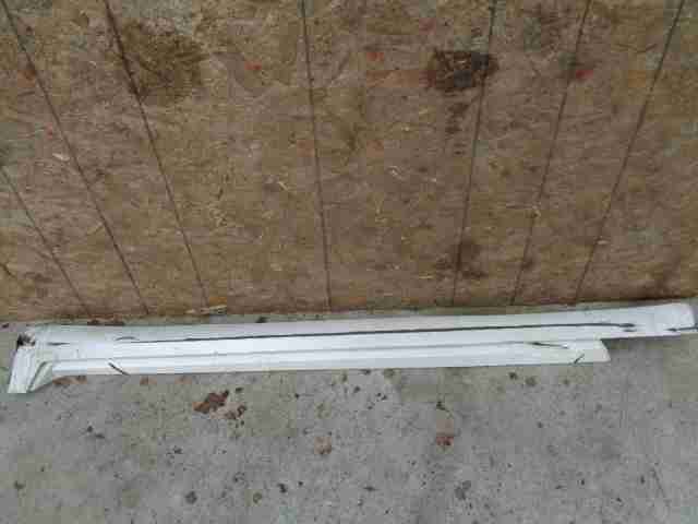 Изображение товара 266 - 00000266 porog plastikovyj levyj Peugeot 4007