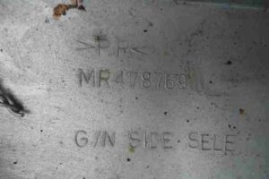 Изображение товара 284 - 00000284 porog plastikovyj levyj Isuzu Rodeo 3