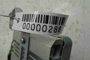 Изображение товара 288 - 00000288 blok upravleniya toplivnym nasosom Peugeot 306 2