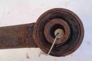 Изображение товара 372 - 00000372 rychag zadnij levyj 