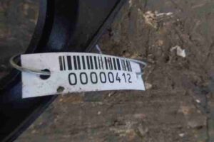 Изображение товара 412 - 00000412 kryshka dvigatelya dekorativnaya Ford Scorpio 3