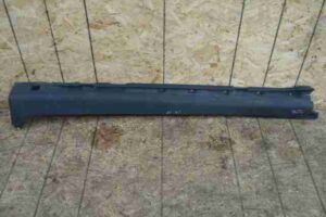 Изображение товара 527 - 00000527 porog plastikovyj levyj Volvo V50