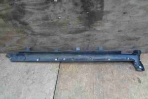 Изображение товара 532 - 00000532 porog plastikovyj pravyj Renault Sandero 1