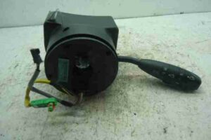 Изображение товара 538 - 00000538 pereklyuchatel podrulevoj (strekoza) Fiat Brava