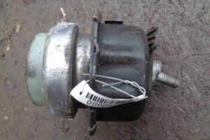 Изображение товара 544 - 00000544 podushka krepleniya dvigatelya 3