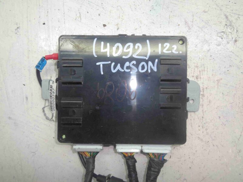 Изображение товара 587 - 00000587 blok Body control module Mercedes CLA