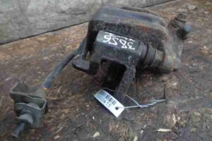 Изображение товара 615 - 00000615 support zadnij pravyj Pontiac Vibe 3