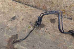 Изображение товара 619 - 00000619 trubka konditsionera Volvo 440 2