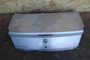 Изображение товара 627 - 00000627 kryshka bagazhnika