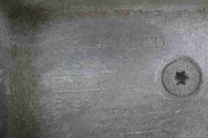 Изображение товара 651 - 00000651 kronshtejn dvigatelya Audi A8 1