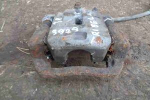 Изображение товара 769 - 00000769 support zadnij pravyj Peugeot 306 1