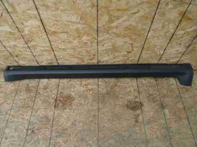 Изображение товара 798 - 00000798 porog plastikovyj levyj Peugeot 306