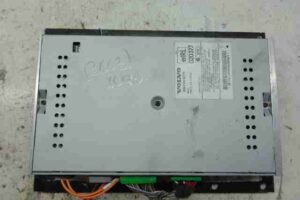 Изображение товара 815 - 00000815 blok usilitelya muzyki Volvo V50 1