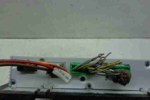 Изображение товара 815 - 00000815 blok usilitelya muzyki Volvo V50 3