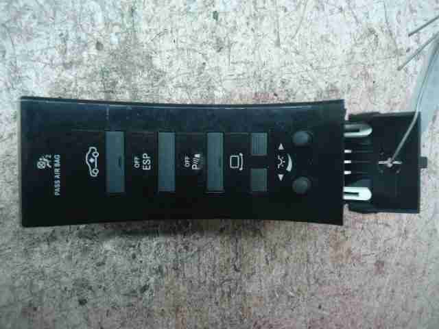 Изображение товара 850 - 00000850 knopka salona Ford Scorpio