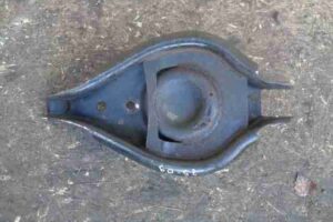 Изображение товара 907 - 00000907 rychag zadnij levyj nizhnij Pontiac Vibe 1