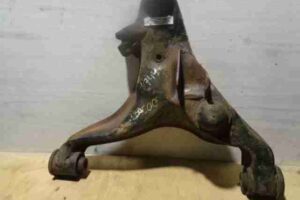 Изображение товара 1009 - 00001009 rychag perednij pravyj nizhnij Isuzu Rodeo 2