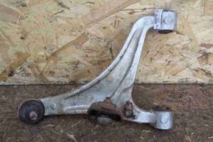 Изображение товара 1336 - 00001336 rychag zadnij levyj verkhnij Toyota Hiace 3