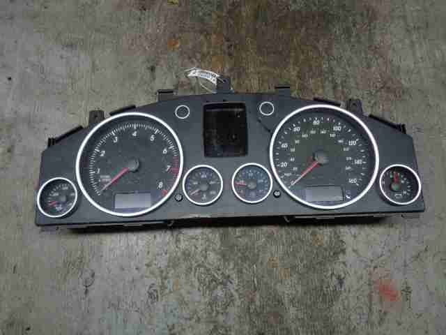 Изображение товара 1452 - 00001452 schitok priborov Toyota Corolla Matrix