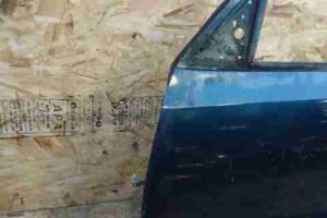 Изображение товара 1519 - 00001519 dver perednyaya levaya Isuzu Rodeo 1