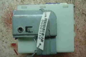 Изображение товара 1550 - 00001550 blok upravleniya steklopodemnikami SAAB 9 3 2