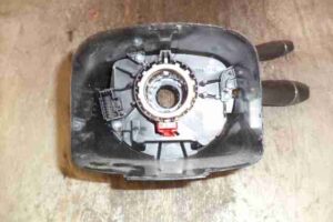 Изображение товара 1619 - 00001619 pereklyuchatel podrulevoj (strekoza) Ford Maverick 2