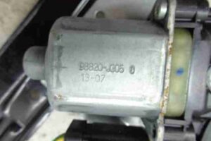 Изображение товара 1708 - 00001708 steklopodemnik perednij pravyj 2