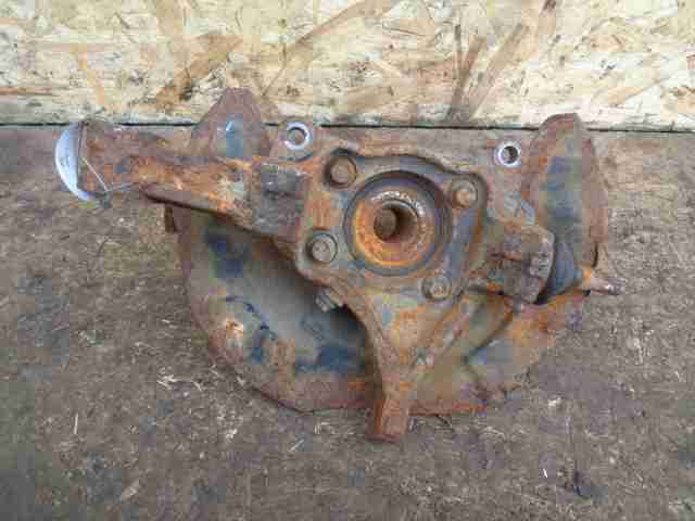 Изображение товара 1749 - 00001749 kulak povorotnyj pravyj Peugeot 306